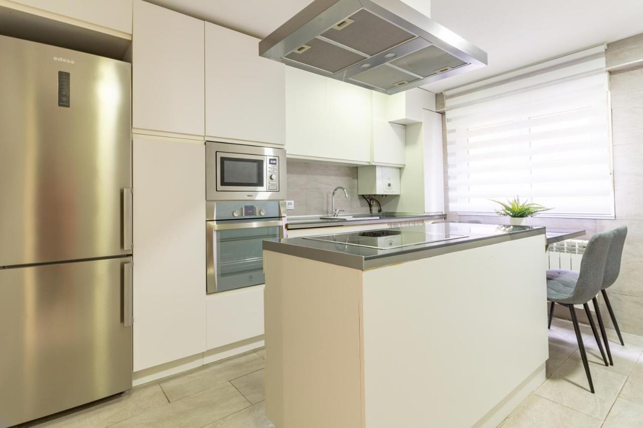 Ah King Size Apartment Vut5461As Oviedo Luaran gambar